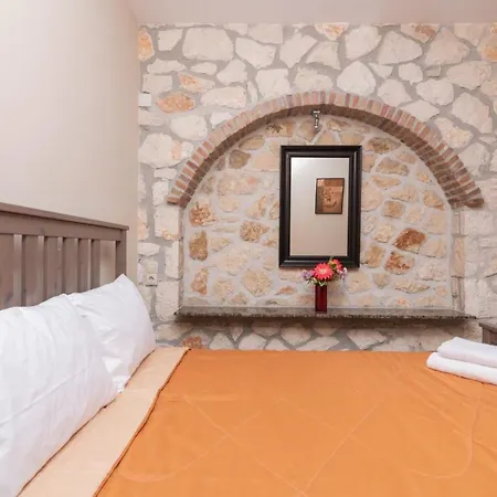 Villa Fiore Levante Villas - Victoria Marathiás